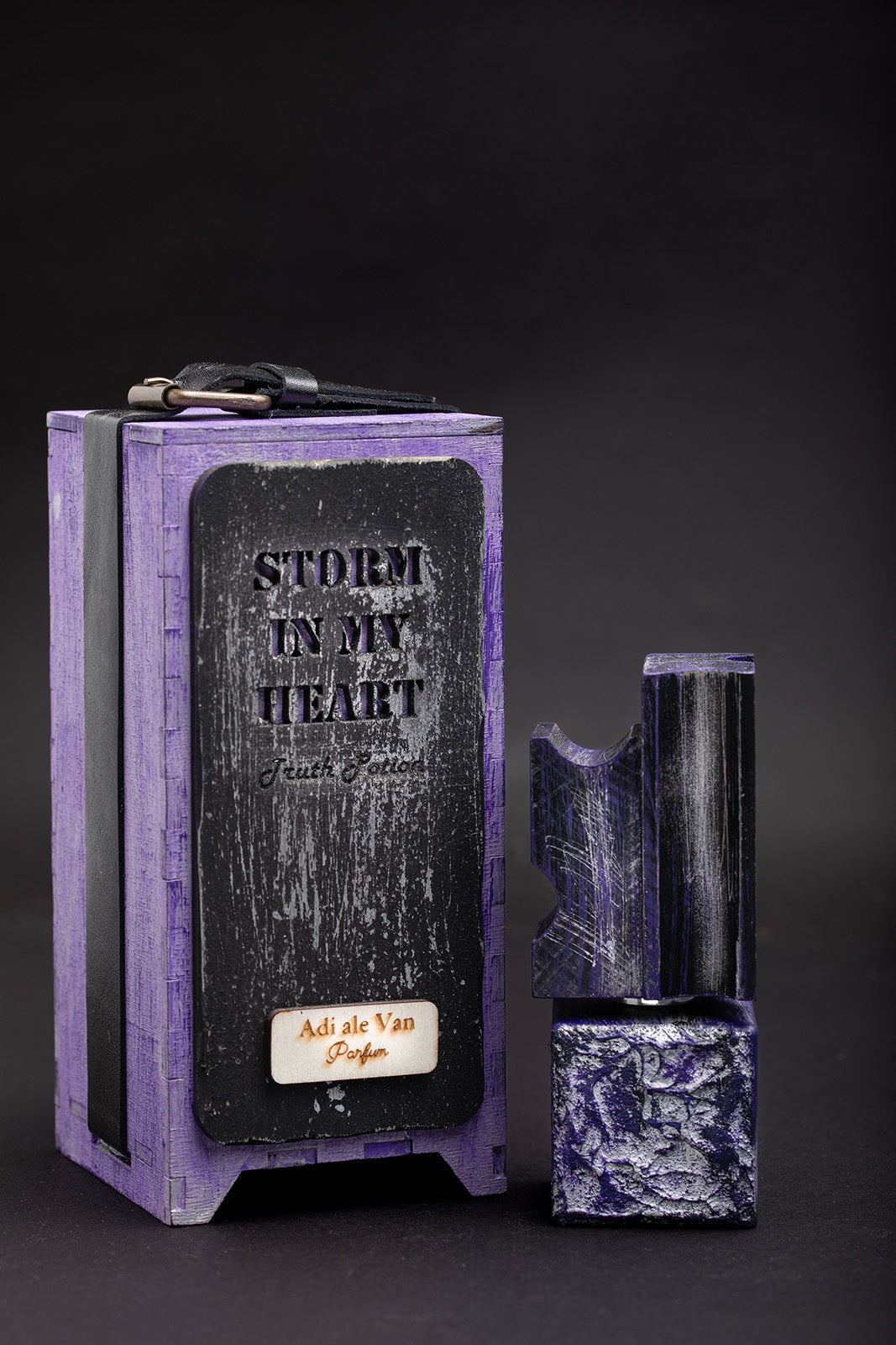 Adi_ale_Van_Storm-In-My-Heart-Truth-Potion-Niche-Perfume